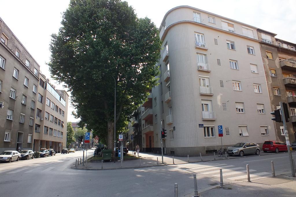 Cosy Studio Apartment 2 Ζάγκρεμπ Δωμάτιο φωτογραφία