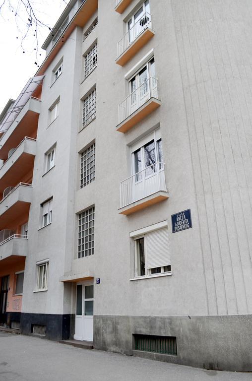 Cosy Studio Apartment 2 Ζάγκρεμπ Δωμάτιο φωτογραφία